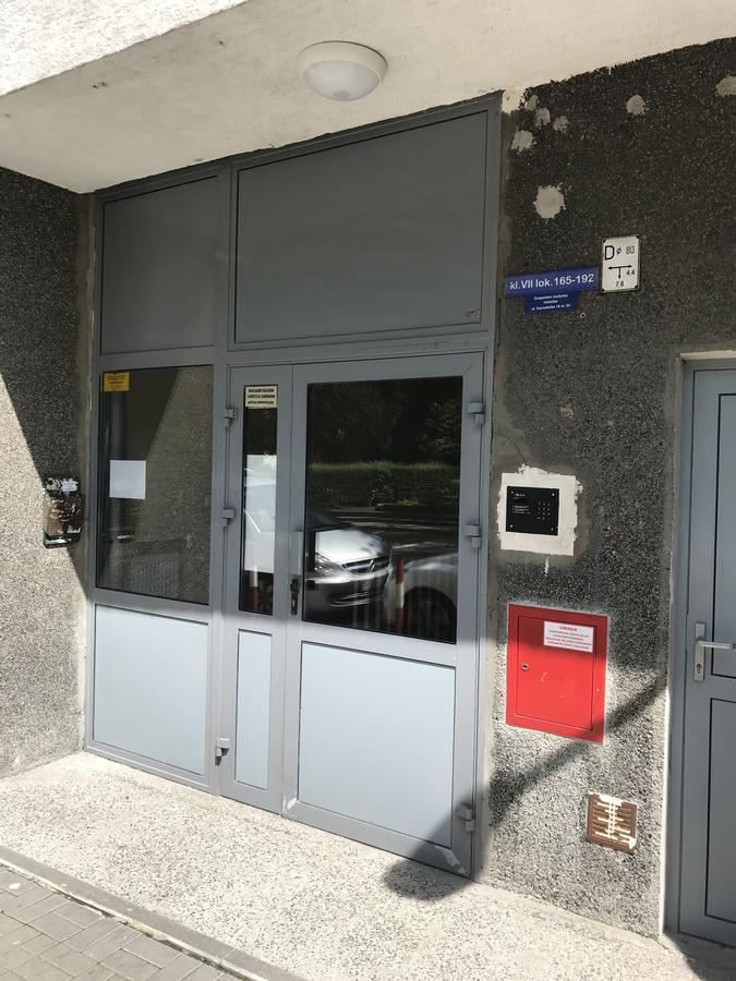 Apartamento Apartament Karmelicka 19 Muzeum Polin Varsovia Exterior foto